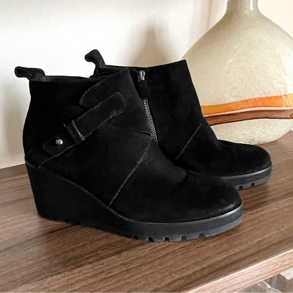 Eileen Fisher Tinker Suede Leather Black Booties, Size 9.5 - Picture 4 of 12